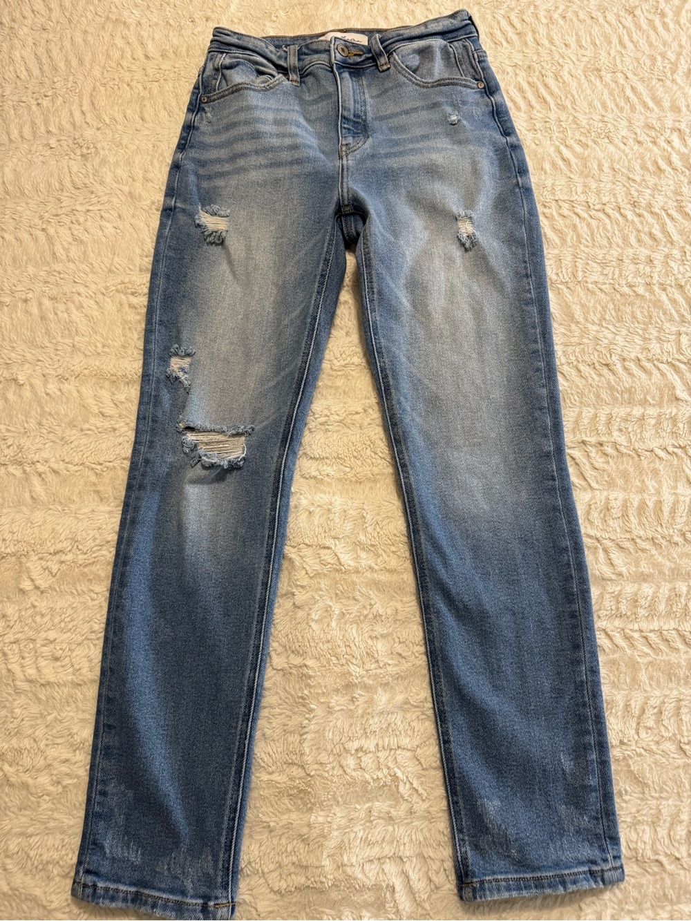 Kancan size 7 High Rise Distressed Straight Leg Jeans Medium Wash stretch